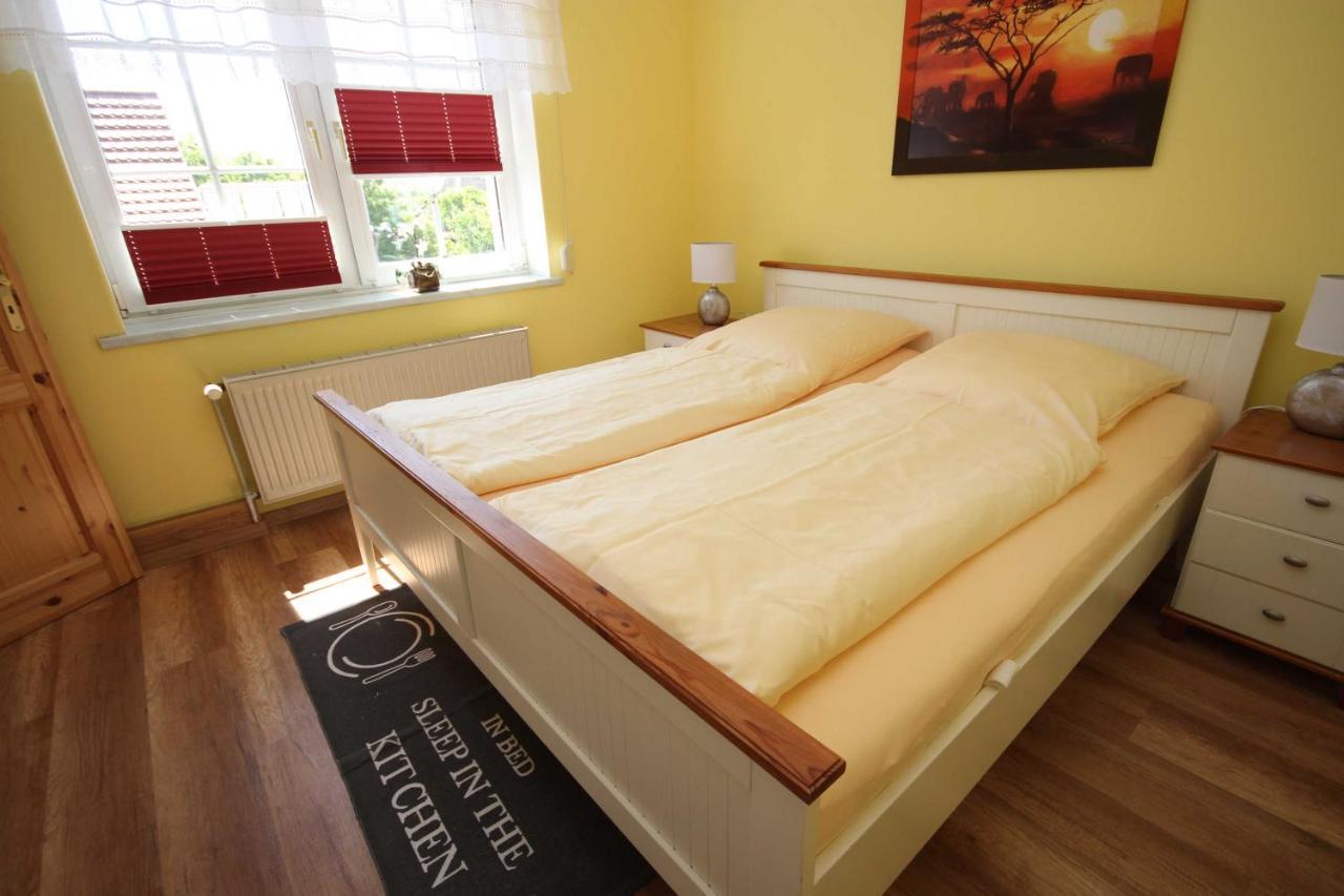 Ferienwohnung Leitzsch Вустров Екстер'єр фото